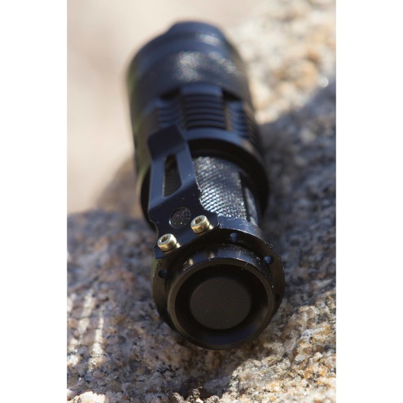 ULTIMATE Tactical LED Flashlight - Picture 3 of 3